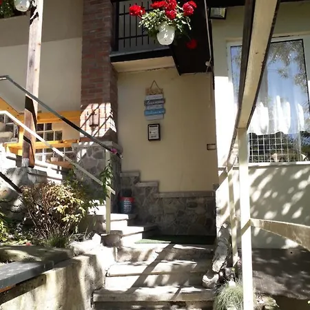 Tudor View Apartment